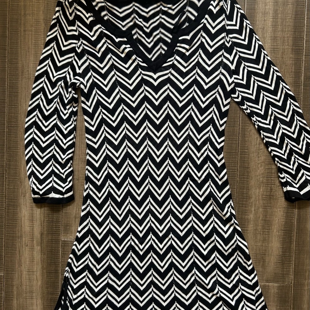 White House Black Market Chevron Dress